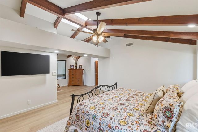 249 Moon Ranch Street, Bakersfield, CA 93314