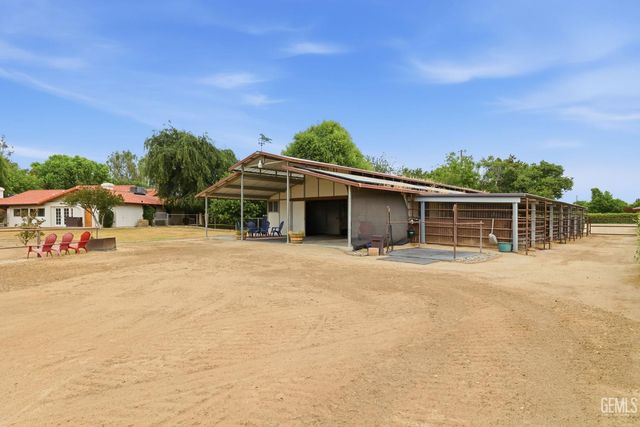 249 Moon Ranch Street, Bakersfield, CA 93314