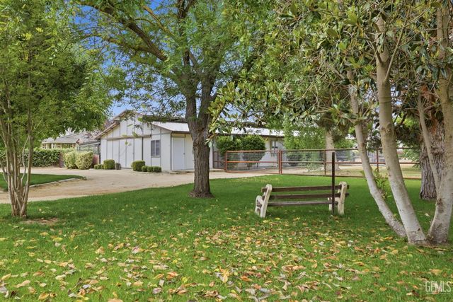 249 Moon Ranch Street, Bakersfield, CA 93314