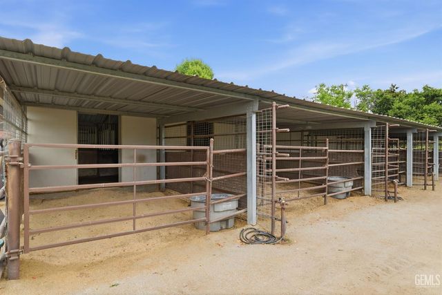 249 Moon Ranch Street, Bakersfield, CA 93314