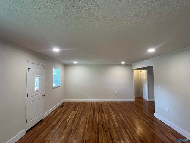 1800 Smith Street SW, Hartselle, AL 35640