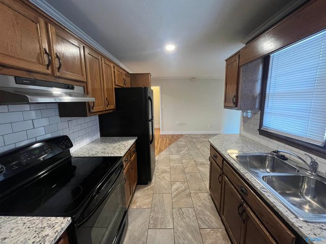 1800 Smith Street SW, Hartselle, AL 35640