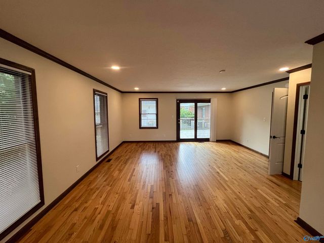 1800 Smith Street SW, Hartselle, AL 35640