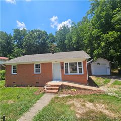 1002 Boykin Avenue, Sanford, NC 27330
