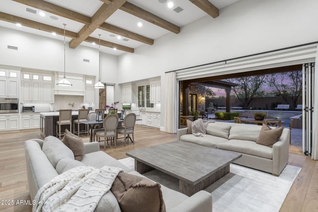 19300 N 100TH Way, Scottsdale, AZ 85255