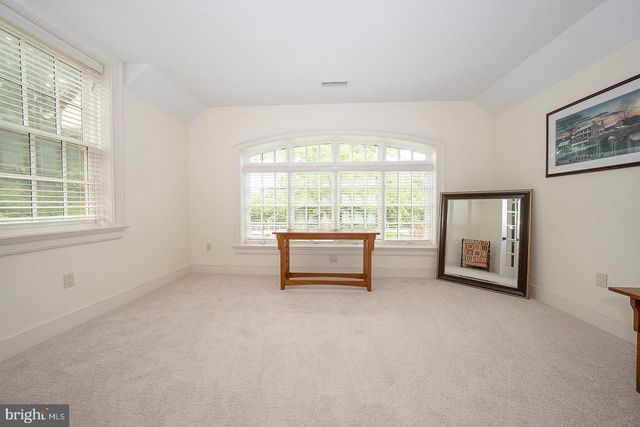2048 BUTTONWOOD RD, Berwyn, PA 19312