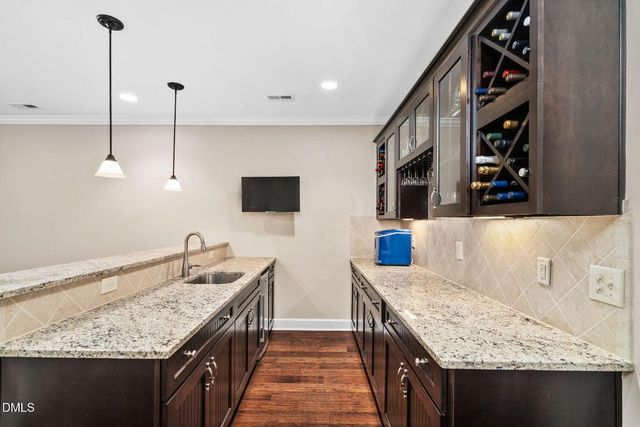 656 Angelica Circle, Cary, NC 27518