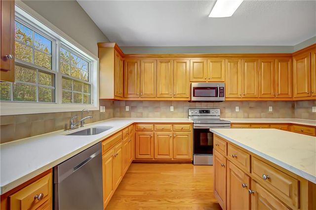 30 Barbara Court, Fayetteville, GA 30215