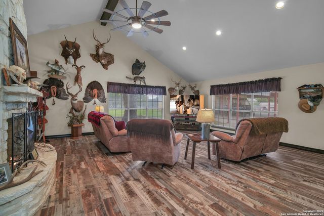 2112 Eichman Rd, Poteet, TX 78065