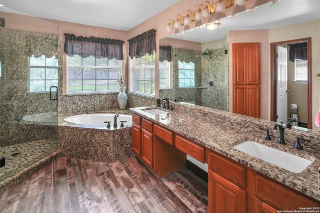 2112 Eichman Rd, Poteet, TX 78065