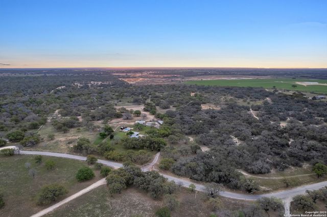 2112 Eichman Rd, Poteet, TX 78065