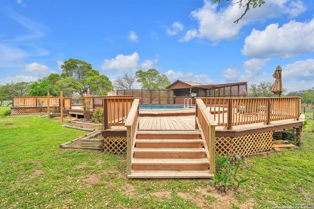 2112 Eichman Rd, Poteet, TX 78065