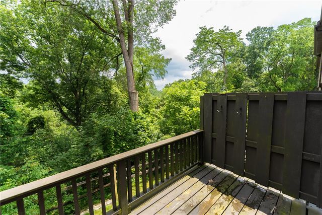 410 Edgetree Ln, Murrysville, PA 15668