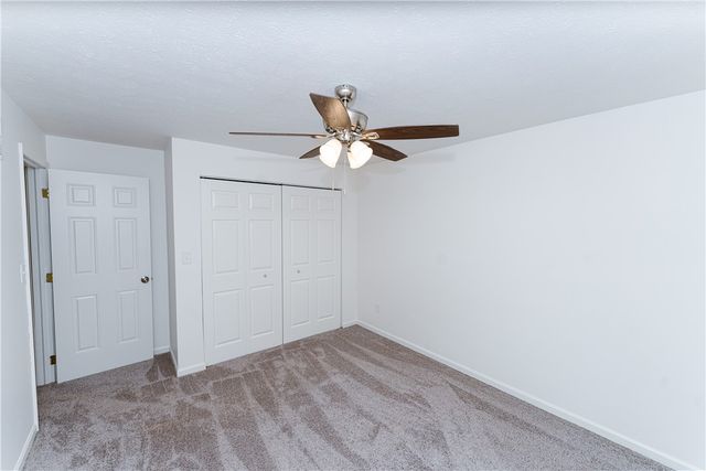 410 Edgetree Ln, Murrysville, PA 15668