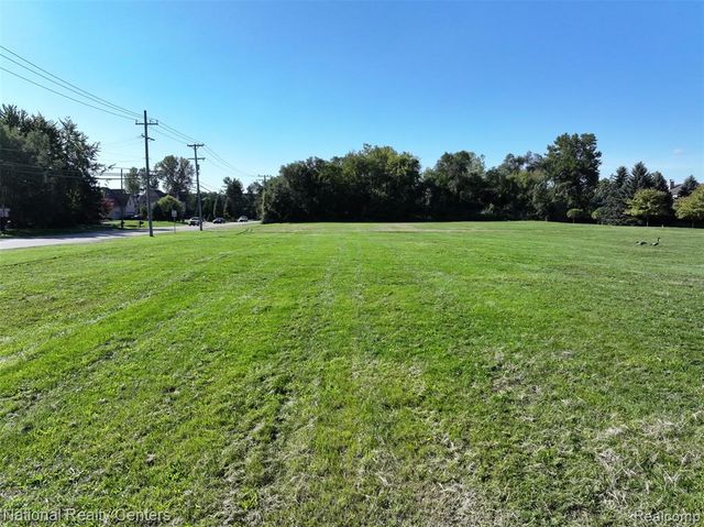 34861 Hayes Road, Sterling Heights, MI 48312