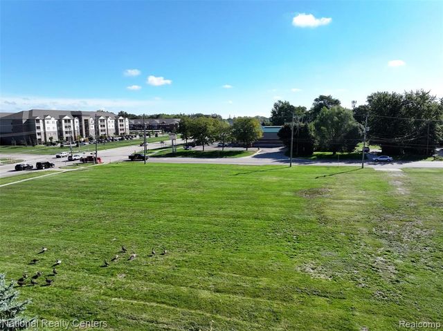 34861 Hayes Road, Sterling Heights, MI 48312