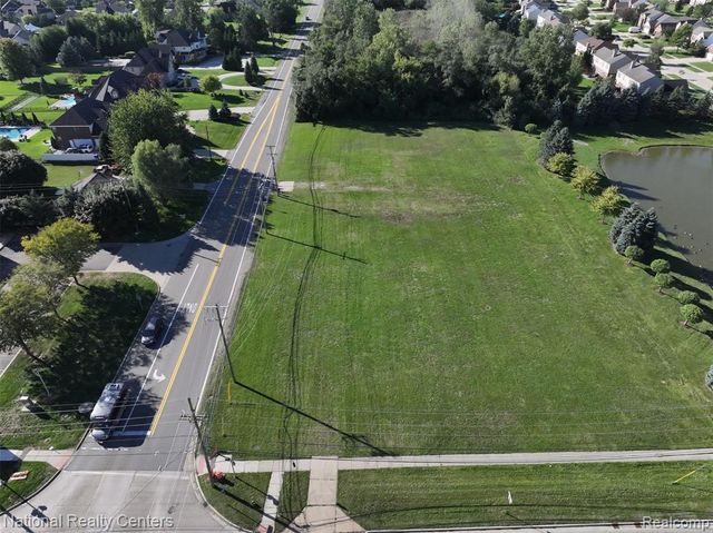 34861 Hayes Road, Sterling Heights, MI 48312