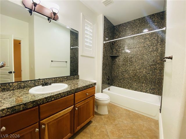 158 Crooked Putter Drive, Las Vegas, NV 89148