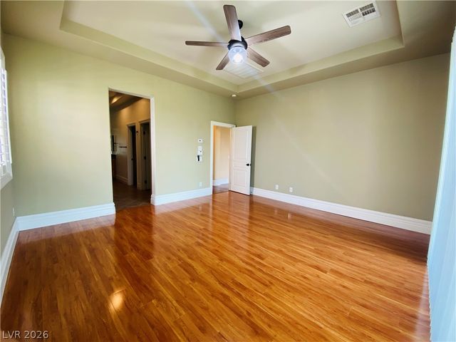 158 Crooked Putter Drive, Las Vegas, NV 89148