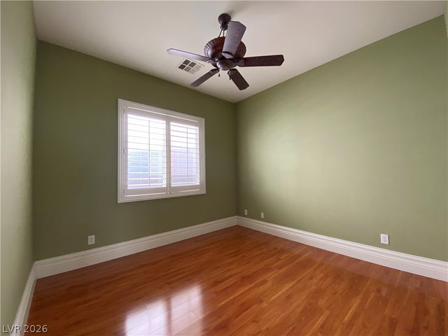 158 Crooked Putter Drive, Las Vegas, NV 89148