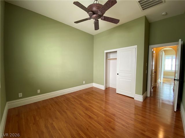 158 Crooked Putter Drive, Las Vegas, NV 89148