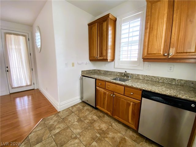 158 Crooked Putter Drive, Las Vegas, NV 89148