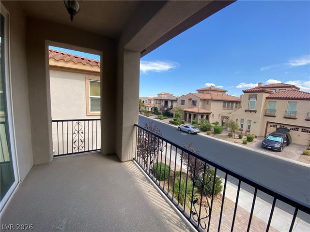 158 Crooked Putter Drive, Las Vegas, NV 89148