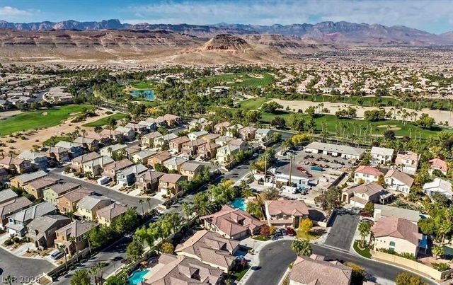158 Crooked Putter Drive, Las Vegas, NV 89148