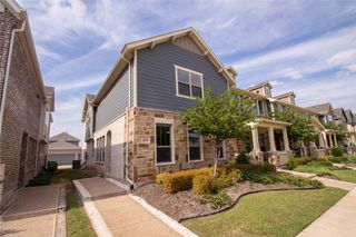 4538 Cypress Thorn Drive, Arlington, TX 76005