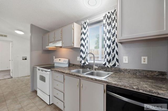 845 Barton Road # 71, Pocatello, ID 83204