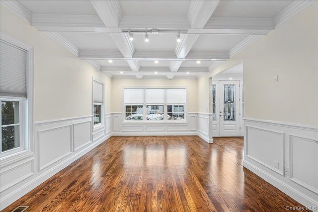 55 Fieldstone Drive, Syosset, NY 11791