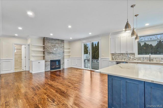 55 Fieldstone Drive, Syosset, NY 11791