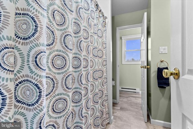 230 FAIRWAY DR, Etters, PA 17319