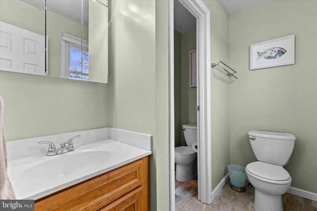 230 FAIRWAY DR, Etters, PA 17319