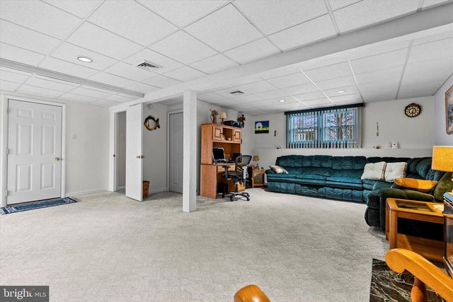 230 FAIRWAY DR, Etters, PA 17319