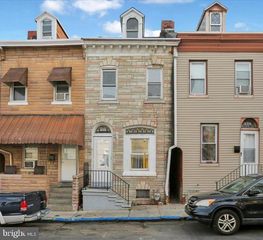 637 MOSS ST, Reading, PA 19604