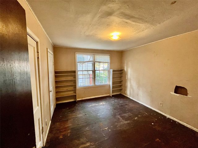 1827 Dolphine Street, Shreveport, LA 71109