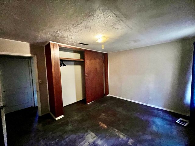 1827 Dolphine Street, Shreveport, LA 71109