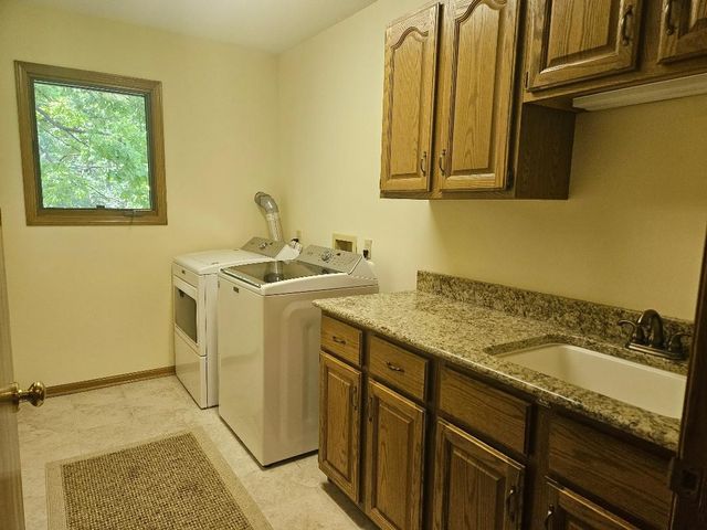 7080 Forest Drive, Johnston, IA 50131