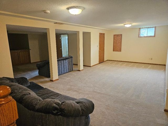 7080 Forest Drive, Johnston, IA 50131
