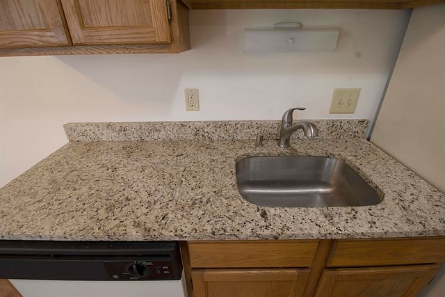 50012 S Angelo Court, Chesterfield Twp, MI 48047
