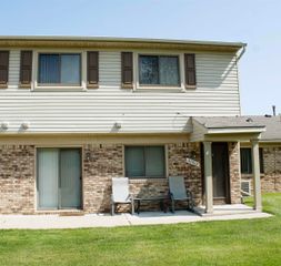 50012 S Angelo Court, Chesterfield Twp, MI 48047