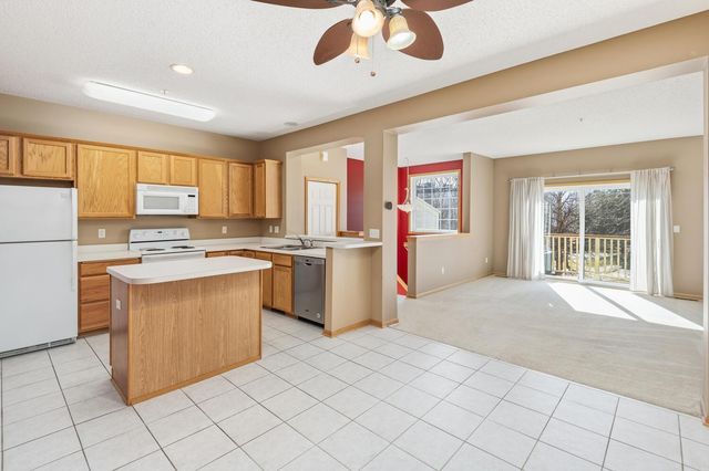 13944 52nd Avenue N, Plymouth, MN 55446