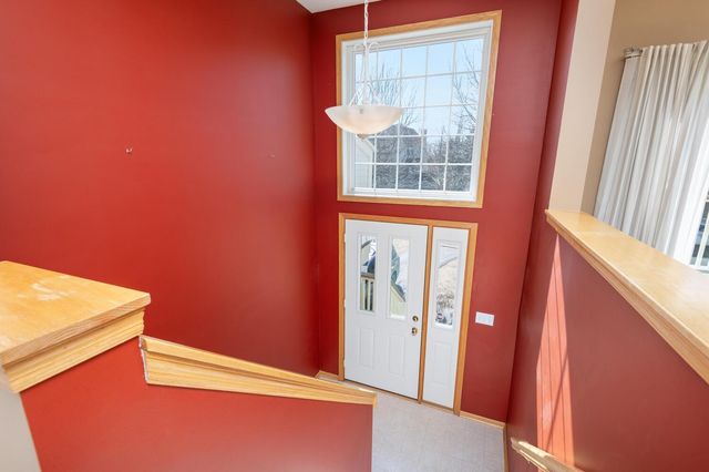 13944 52nd Avenue N, Plymouth, MN 55446