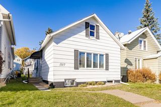 1317 E 9th Street, Duluth, MN 55805