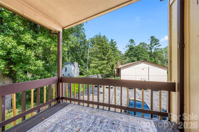 63 Shepard Square 206, Brevard, NC 28712