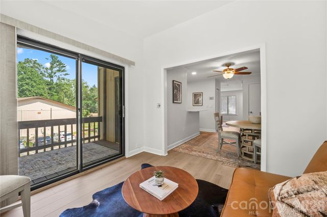 63 Shepard Square 206, Brevard, NC 28712