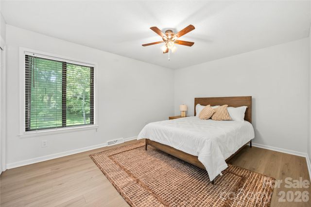63 Shepard Square 206, Brevard, NC 28712