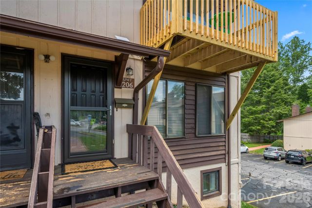 63 Shepard Square 206, Brevard, NC 28712