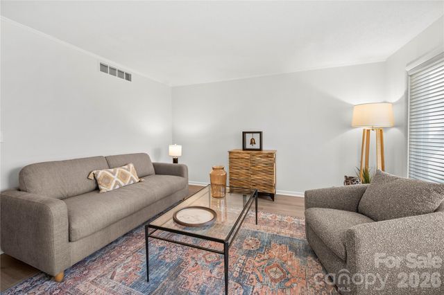 63 Shepard Square 206, Brevard, NC 28712